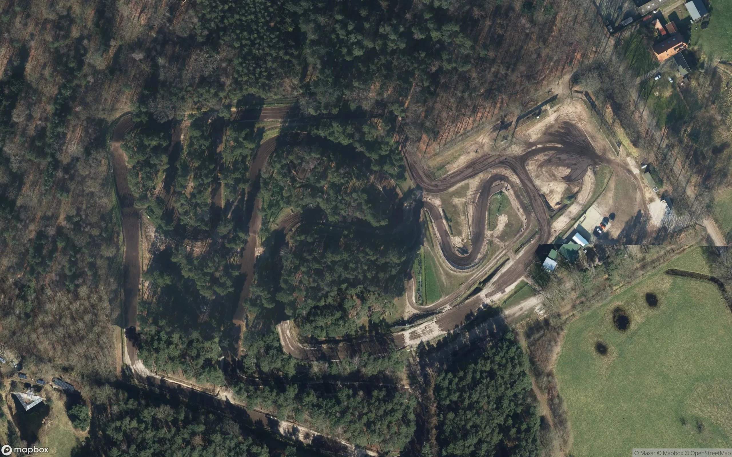 Halmac halle Motocross Strecke